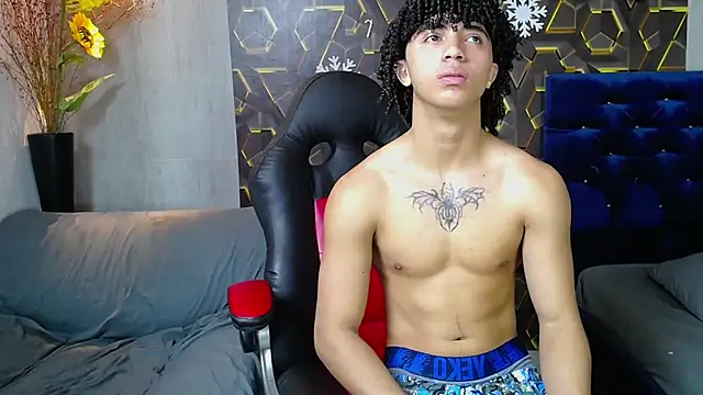 kim curlyy online show from 7, 1, 2026