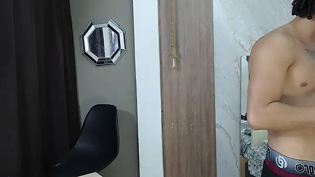 Snapshot of kim_curlyy chatting on 22, 2, 2026 kim curlyy online show from 22, 2, 2026