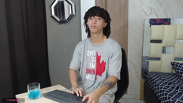 kim curlyy online show from 24, 3, 2026