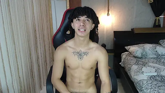 kim curlyy online show from 8, 5, 2026