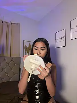 Diannellove online show from 24, 2, 2026