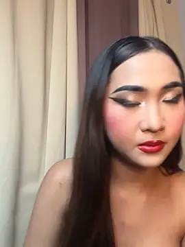 Diannellove online show from 10, 5, 2026