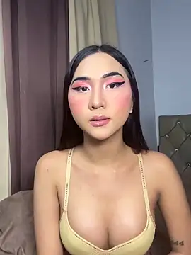 Diannellove online show from 2, 4, 2026