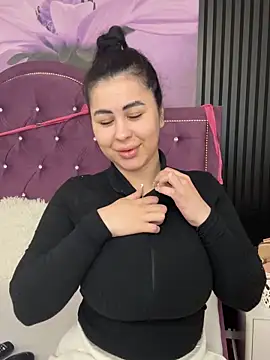 MegaBoobsDeee online show from 7, 4, 2026