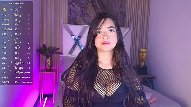 Snapshot of Ashley_Larson chatting on 2, 12, 2025 Ashley Larson online show from 2, 12, 2025