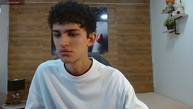 Michaelkoiv online show from 26, 11, 2025