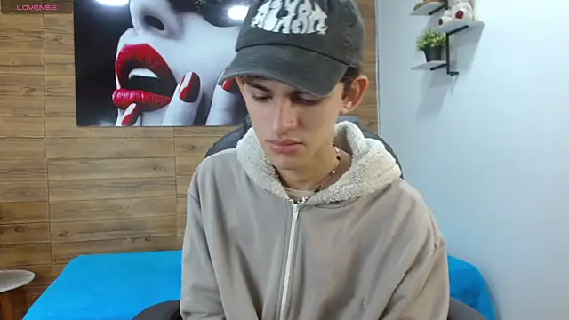 Michaelkoiv online show from 4, 12, 2025