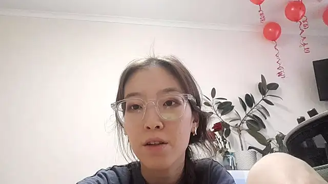 MollyTiger online show from 27, 11, 2025