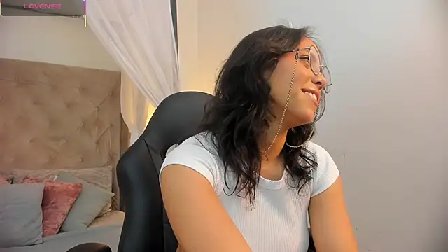 Scarlett musik online show from 5, 2, 2026