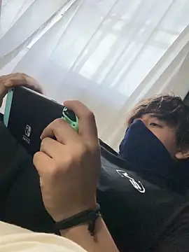 taehyun10 online show from 2, 12, 2025