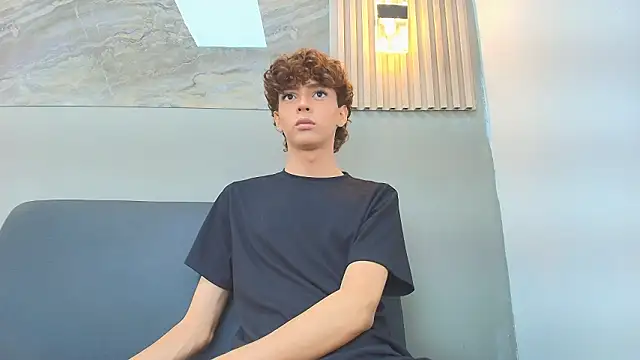 CRISS ALLEN1 online show from 5, 2, 2026