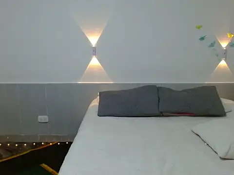 seductrixee online show from 17, 12, 2025