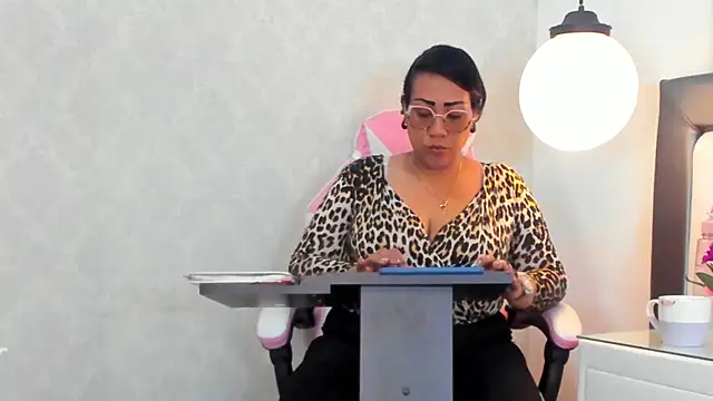 KarolWest  online show from 20, 12, 2025