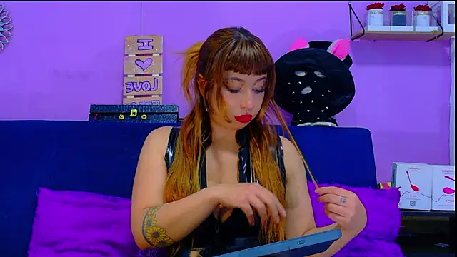 AriesVelvet online show from 21, 2, 2026