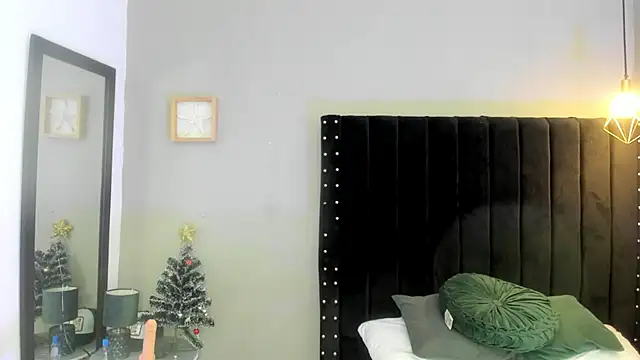 Bryan robayo5 online show from 7, 1, 2026