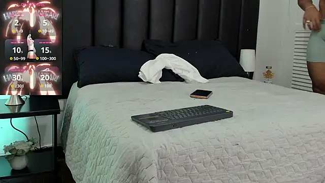 Bryan robayo5 online show from 15, 2, 2026