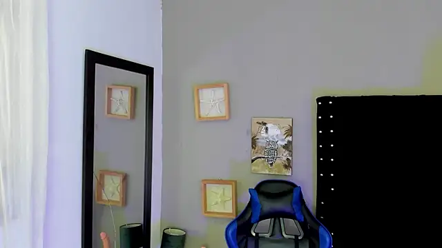 Snapshot of Bryan_robayo5 chatting on 8, 3, 2026 Bryan robayo5 online show from 8, 3, 2026