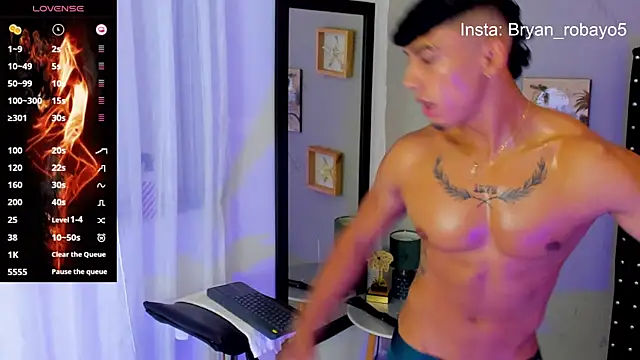 Snapshot of Bryan_robayo5 chatting on 11, 4, 2026 Bryan robayo5 online show from 11, 4, 2026