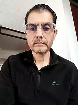 Fuegosutil online show from 13, 1, 2026