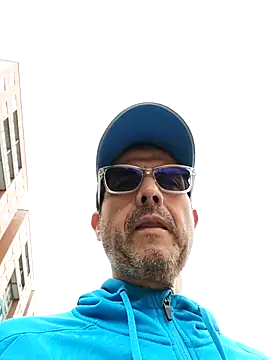 Fuegosutil online show from 4, 12, 2025