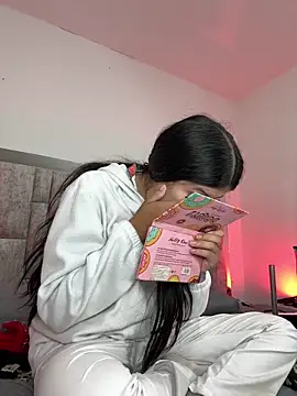 ZafiraNavarro online show from 13, 3, 2026