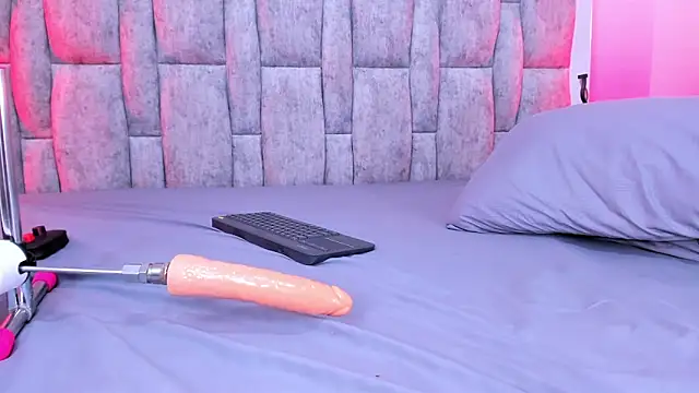 ZafiraNavarro online show from 27, 2, 2026