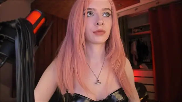 Mistress Iris online show from 27, 11, 2025