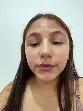 Snapshot of Emily_milk_1 chatting on 16, 2, 2026 Emily milk 1 online show from 16, 2, 2026