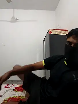 Amit22122 online show from 4, 12, 2025