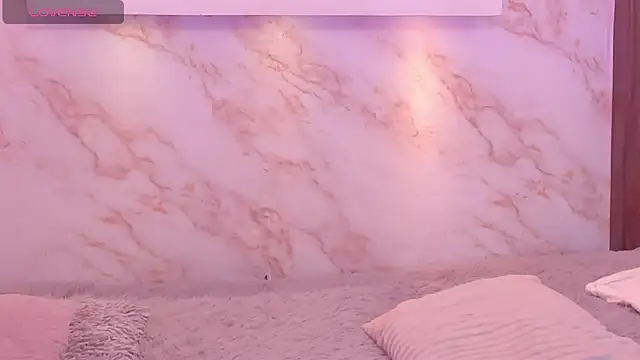 Dakota ferreti  online show from 10, 4, 2026