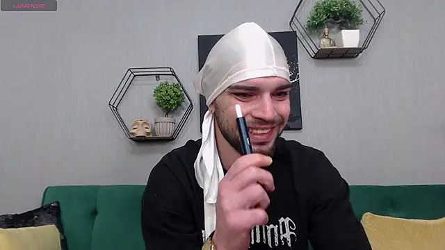 KaneHunter online show from 12, 4, 2026