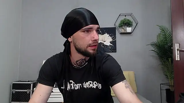Snapshot of KaneHunter chatting on 23, 5, 2026 KaneHunter online show from 23, 5, 2026