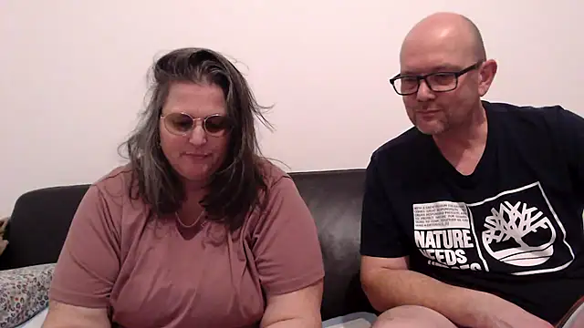 bea french curvy online show from 8, 2, 2026