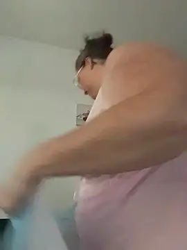bea french curvy online show from 1, 6, 2026