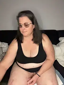 bea french curvy online show from 5, 3, 2026