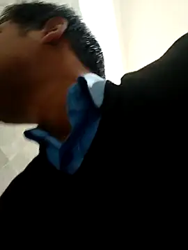 Snapshot of achut32 chatting on 30, 11, 2025 achut32 online show from 30, 11, 2025