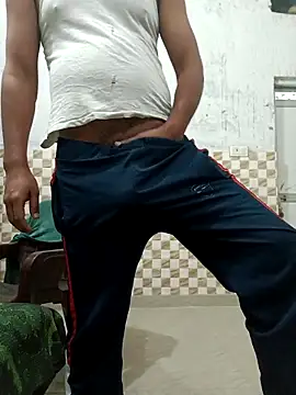 Snapshot of achut32 chatting on 27, 11, 2025 achut32 online show from 27, 11, 2025