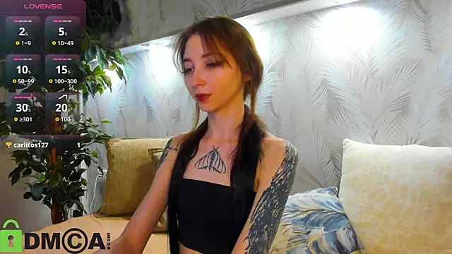Snapshot of Ellen_Hops chatting on 17, 7, 2026 Ellen Hops online show from 17, 7, 2026