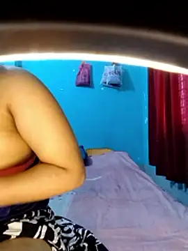 Snapshot of priya2098 chatting on 25, 2, 2026 priya2098 online show from 25, 2, 2026