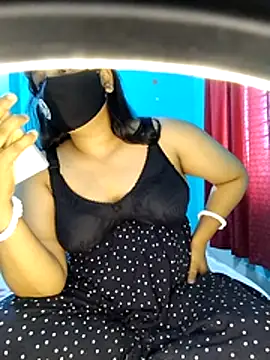 priya2098 online show from 10, 3, 2026