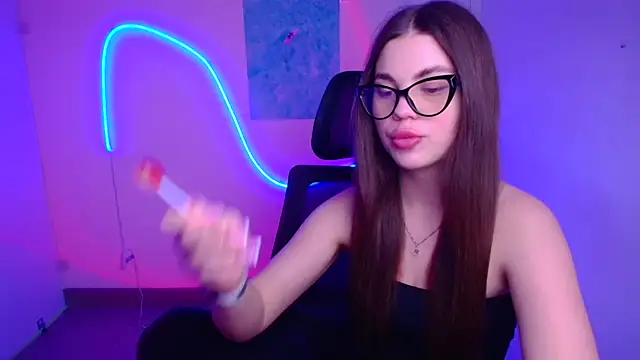 Violetta Brilliant online show from 14, 1, 2026