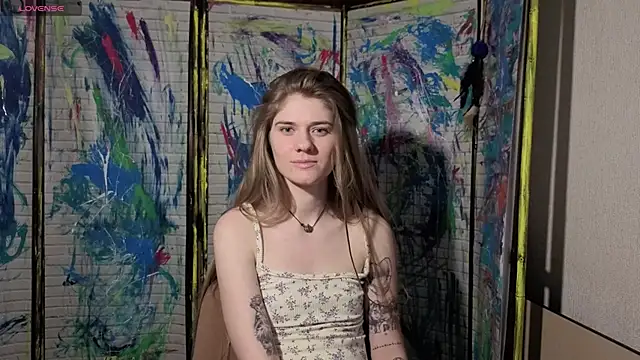 Adell Love online show from 16, 4, 2026