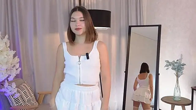 SiaVarela online show from 4, 12, 2025