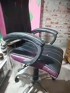 livaroy online show from 28, 11, 2025