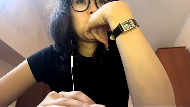 MiracleGirls online show from 2, 12, 2025