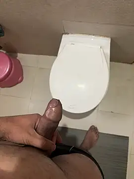 Snapshot of your_playboy_00 chatting on 18, 1, 2026 your playboy 00 online show from 18, 1, 2026