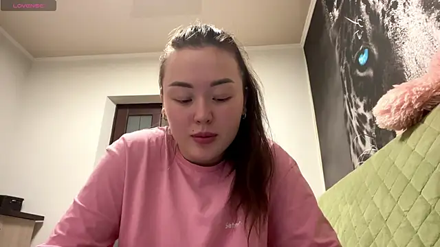 CurietHana1 online show from 12, 1, 2026