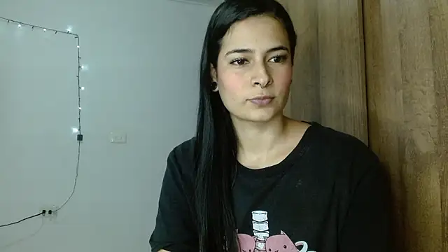 DARKJOLIE7 online show from 1, 2, 2026