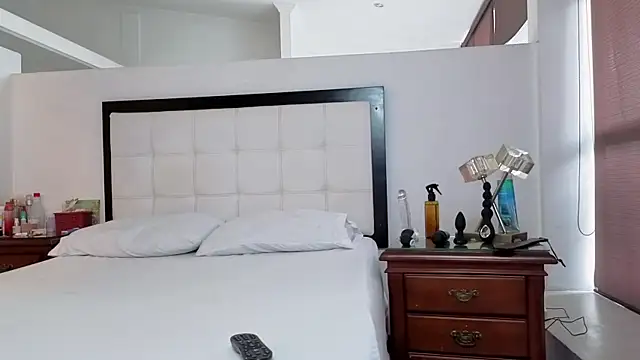 CerecitaQueenn online show from 10, 1, 2026