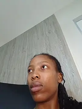 MsParisSmith online show from 22, 3, 2026